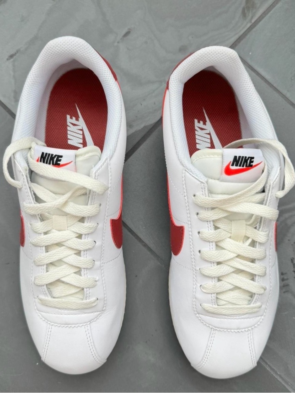 Nike Classic Cortez Sneakers - White, red and salmon. Women’s US 9.5/Men’s US 8 - Picture 2 of 4